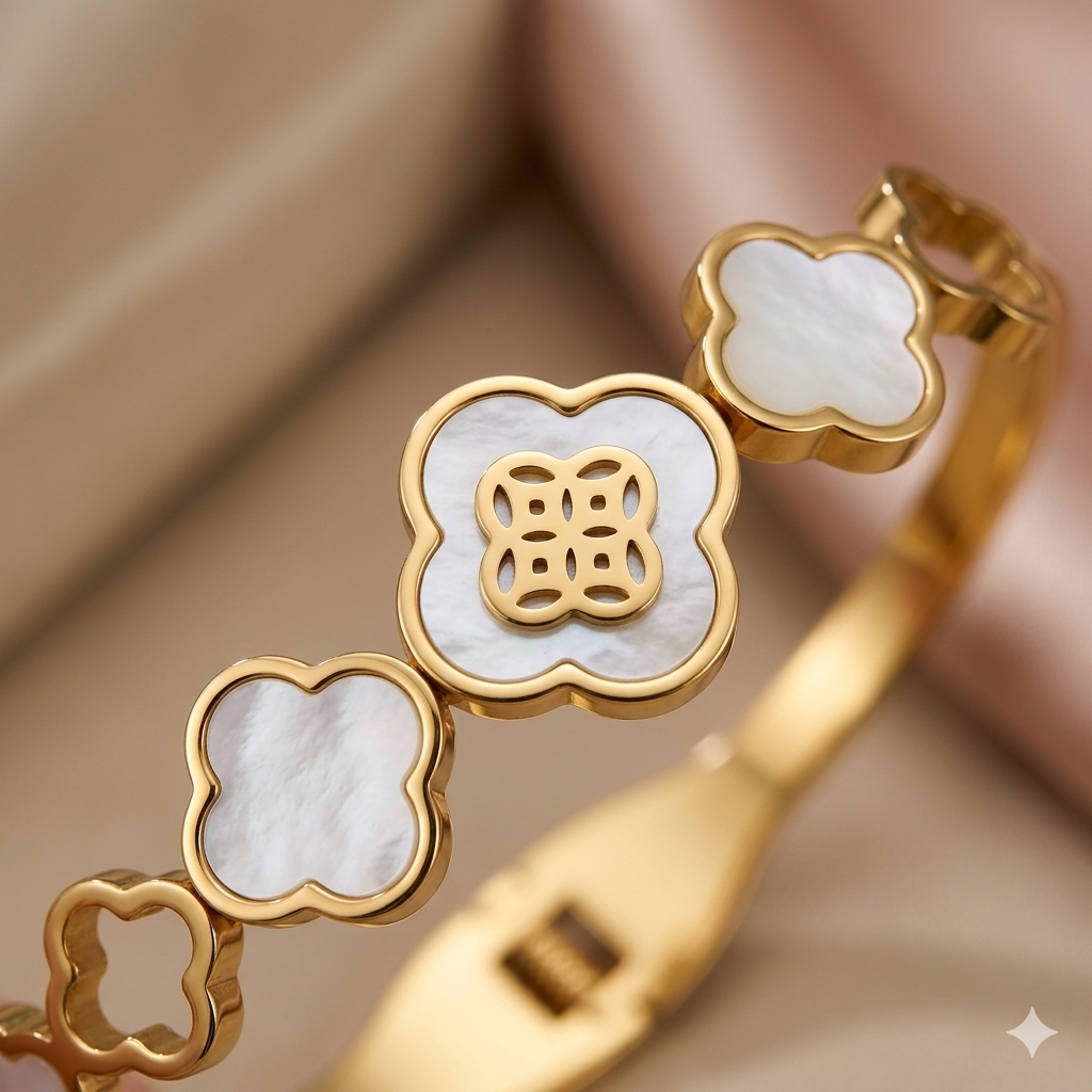 Sunlit Clover Charm Kada - Anti Tarnish