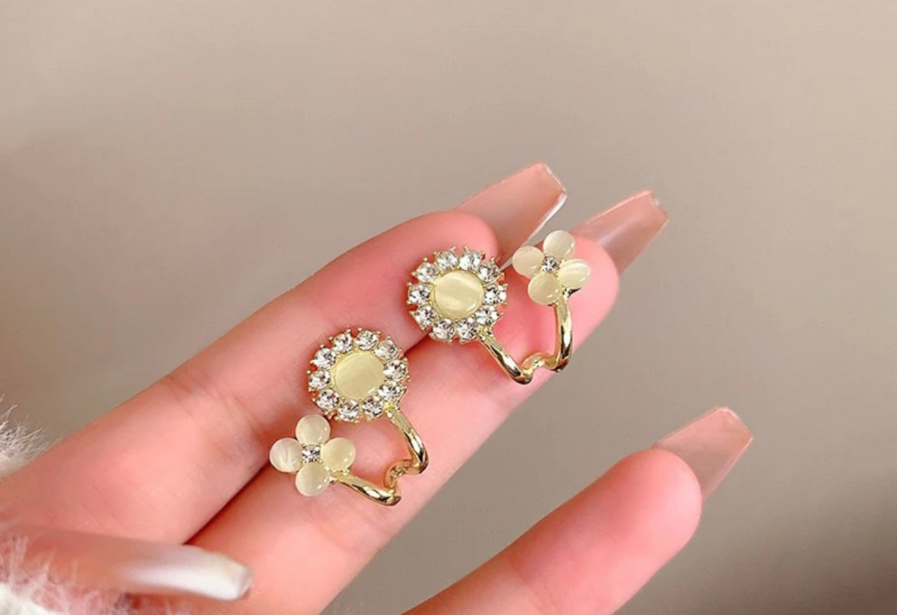 Solar Flora Dangled Earrings