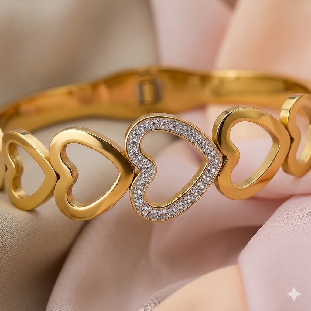 Luna Heart Luxe Bracelet - Anti Tarish